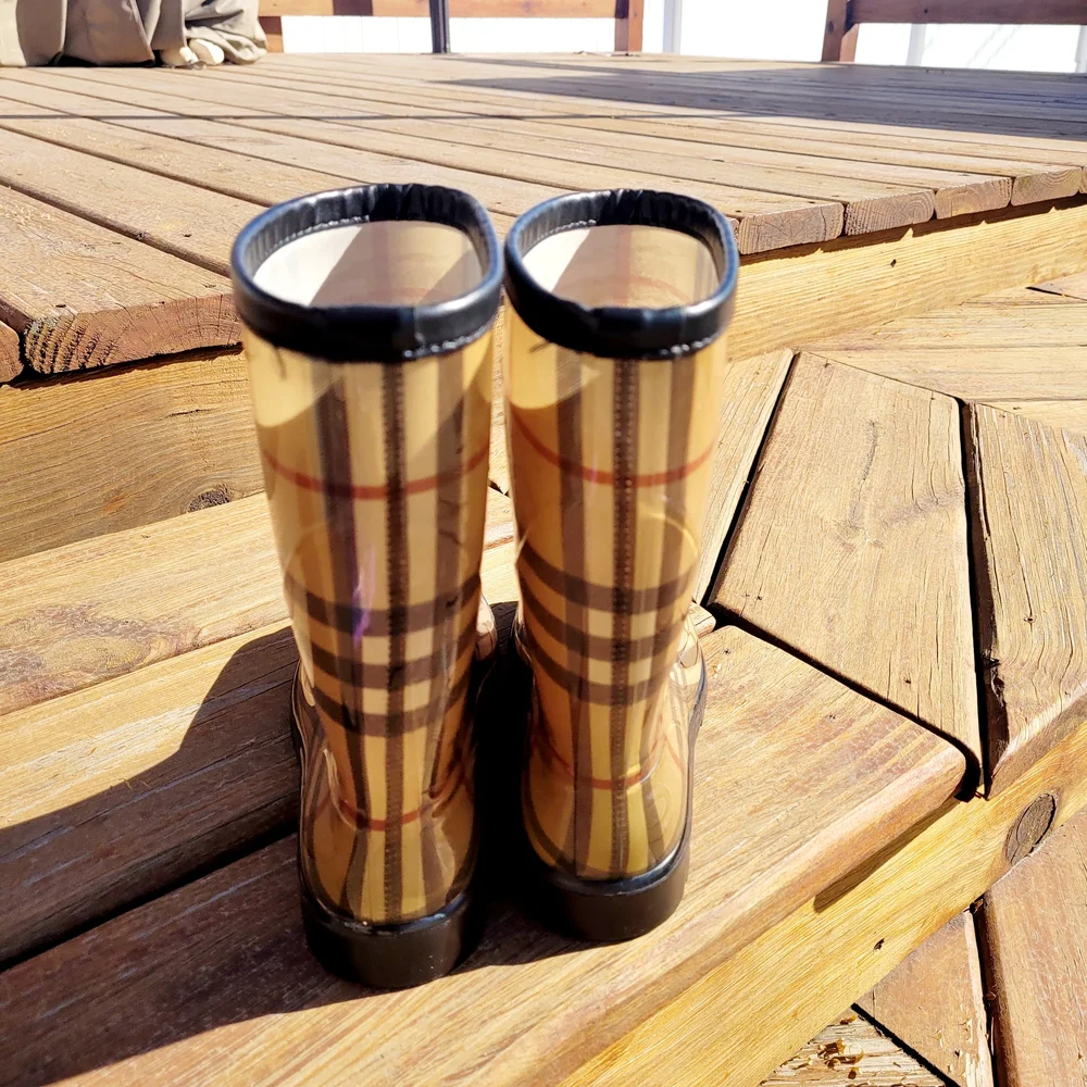 Authentic Burberry Plaid Rain Boots - Picture 4 of 4